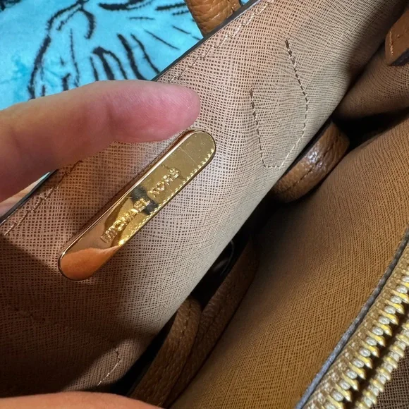 MICHAEL KORS Brown Pebbled Leather Crossbody Satchel - Picture 4 of 6